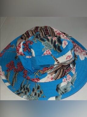 RVCA bucket hat